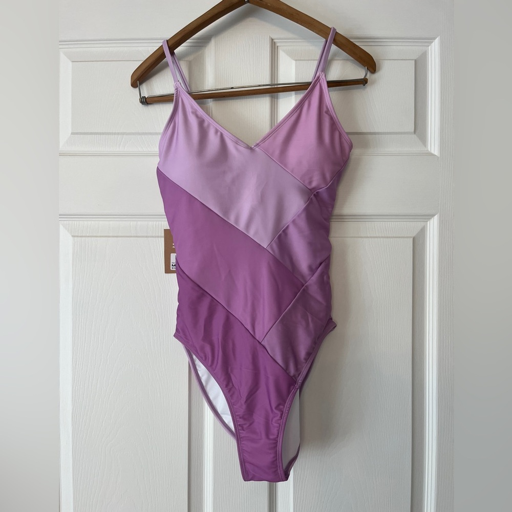 Nani Women’s One Piece Swimsuit